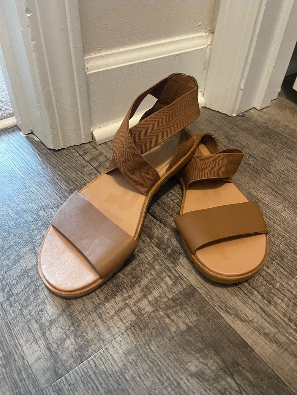 Women's Sorel Brown Elastic Strap Sandals